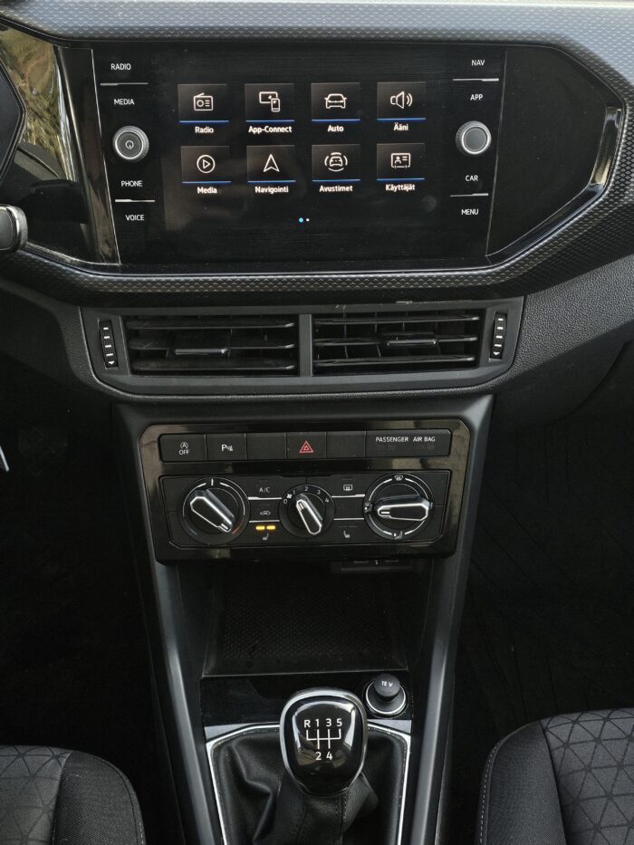Volkswagen T-Cross - Image 7