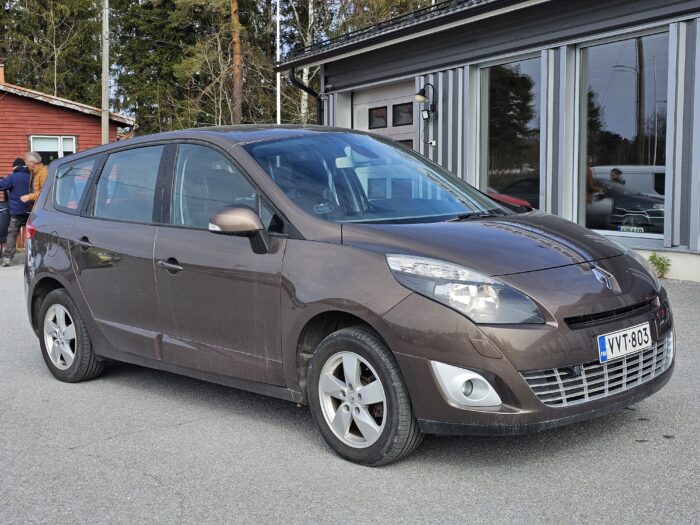 Renault Grand Scenic - Image 4
