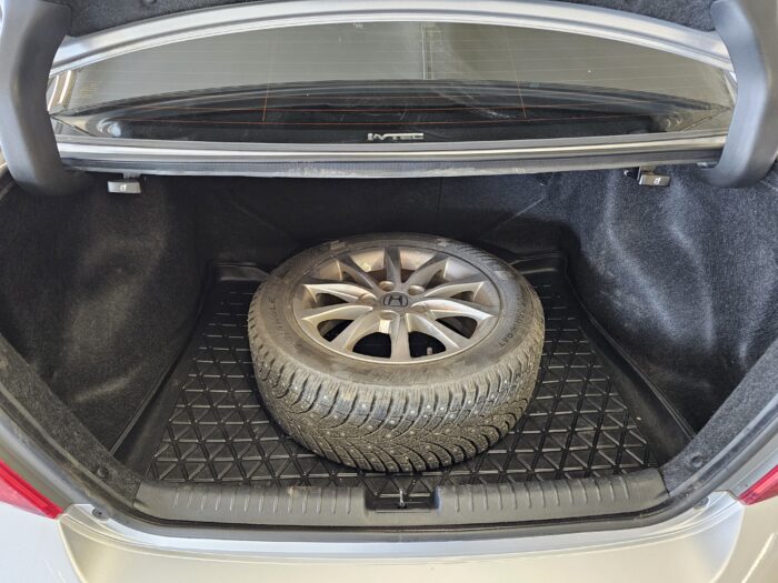 Honda Civic - Image 7
