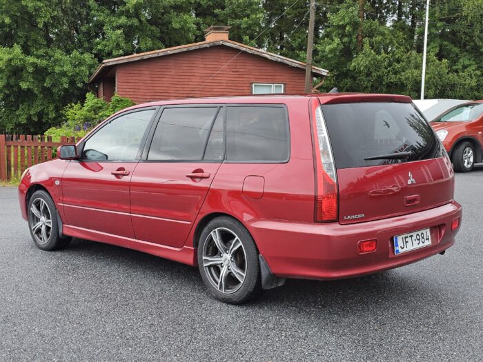 Mitsubishi Lancer - Bild 2