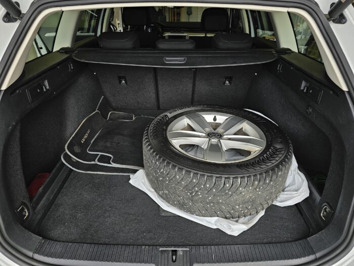 Volkswagen Passat - Bild 5