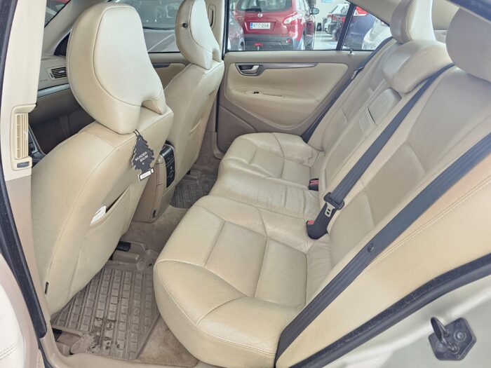 Volvo S60 2,4 Bi-Fuel Summum aut. -07 - Bild 6