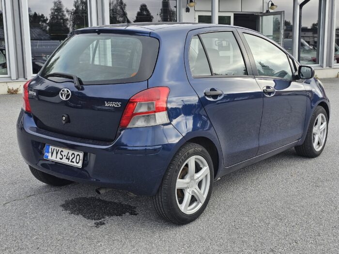 Toyota Yaris - Bild 2