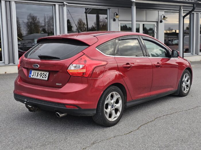 Ford Focus - Image 2