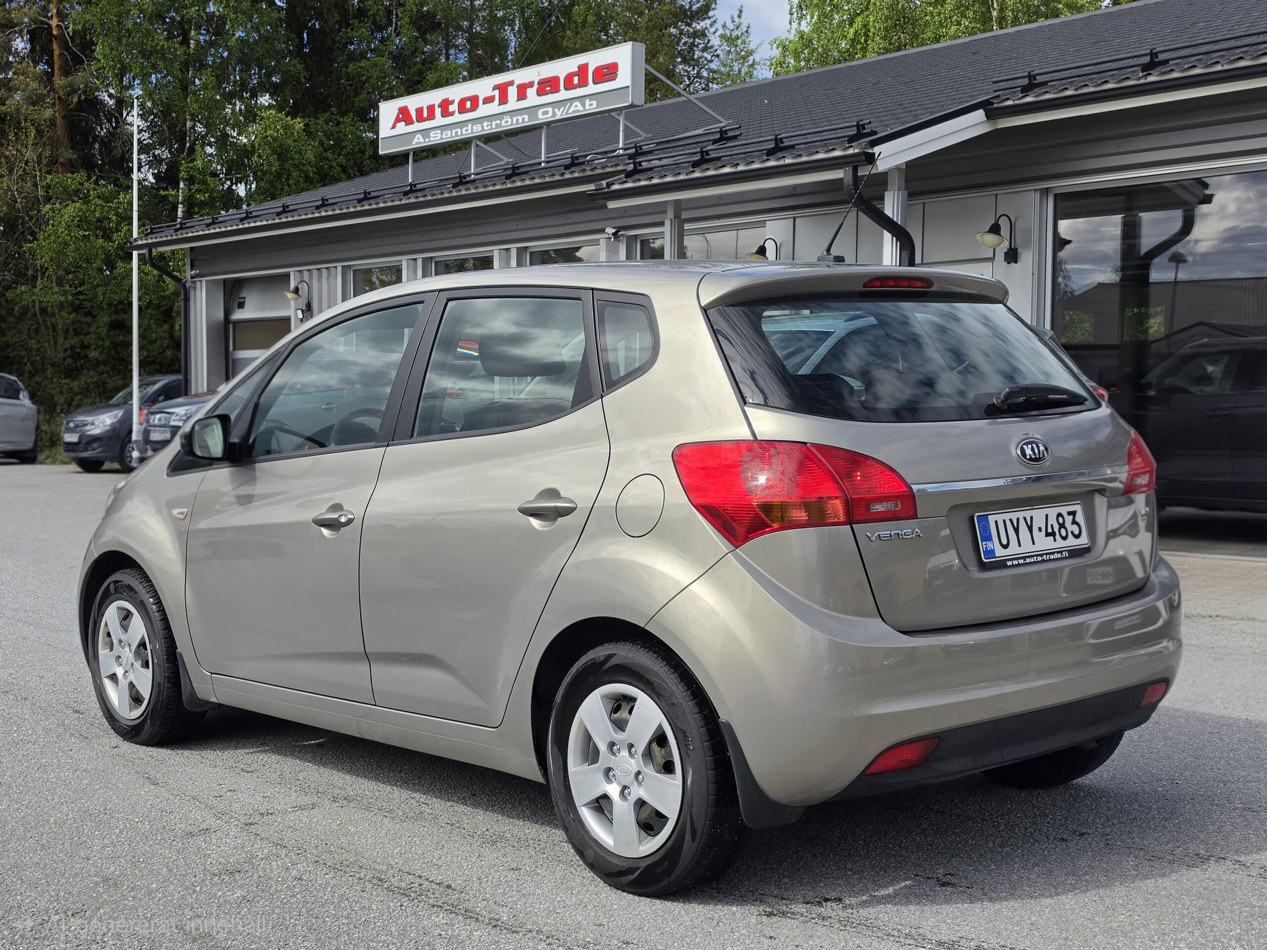 Kia Venga - Image 4