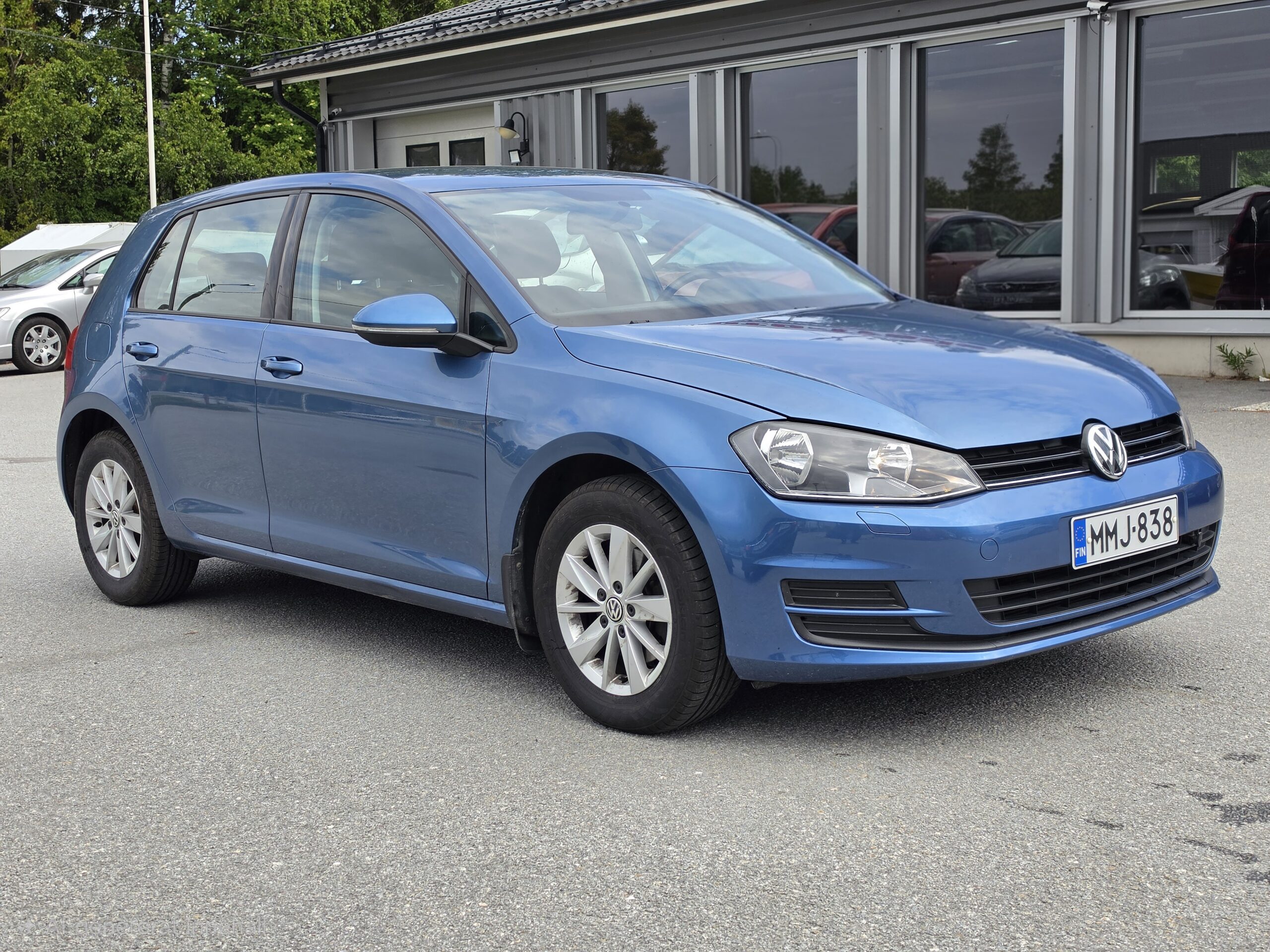 Volkswagen Golf - Image 7