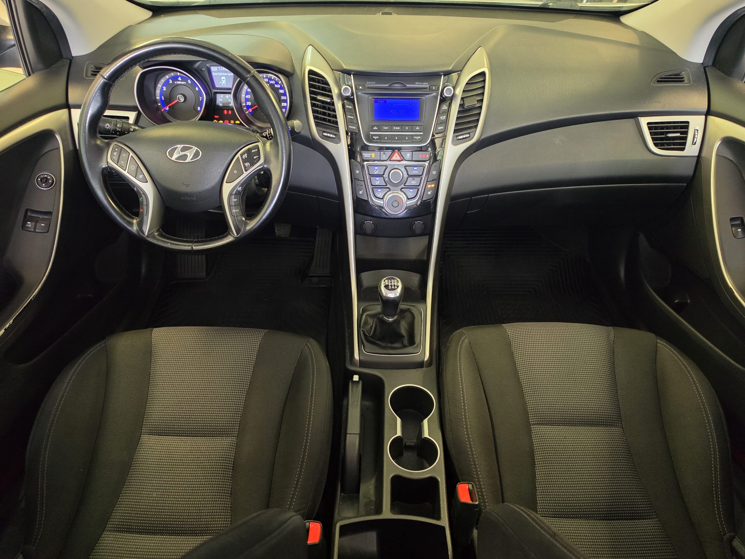 Hyundai i30 - Image 5
