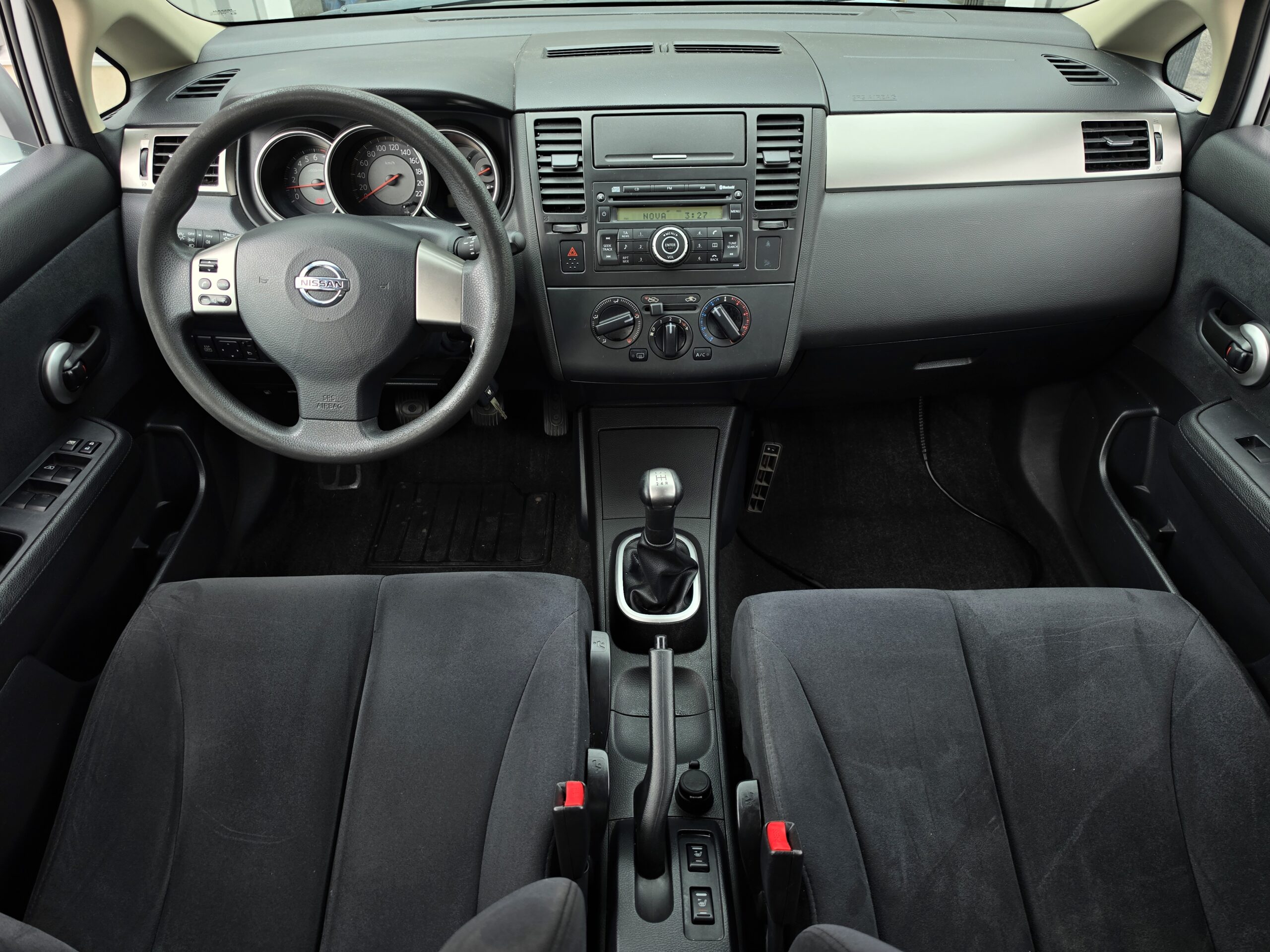 Nissan Tiida - Image 5