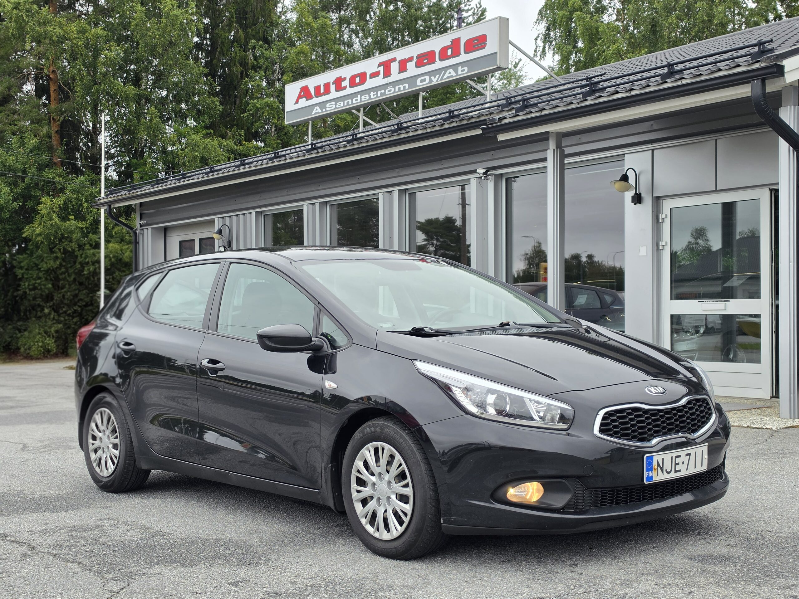 Kia Ceed - Image 3