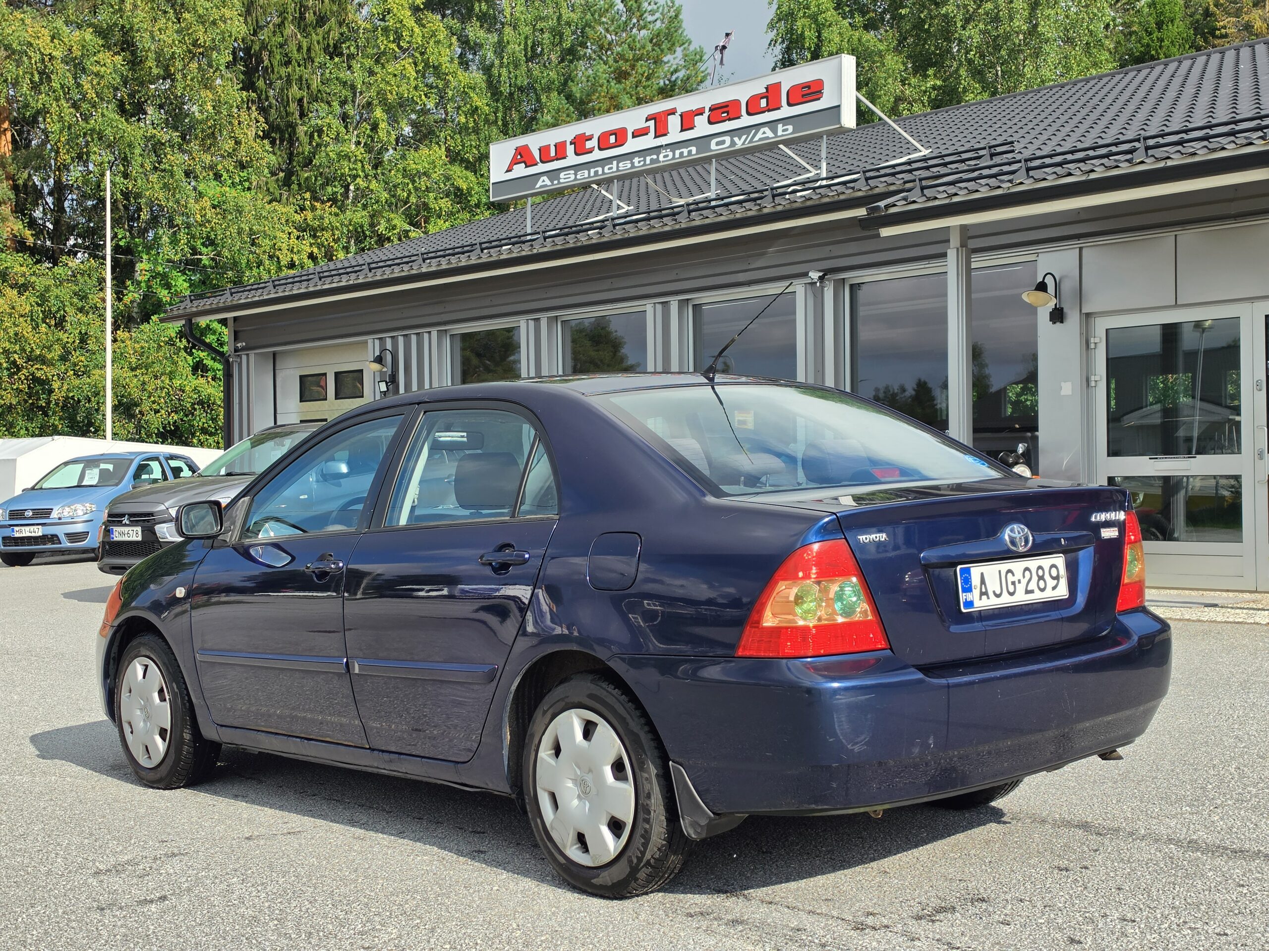 Toyota Corolla - Image 2