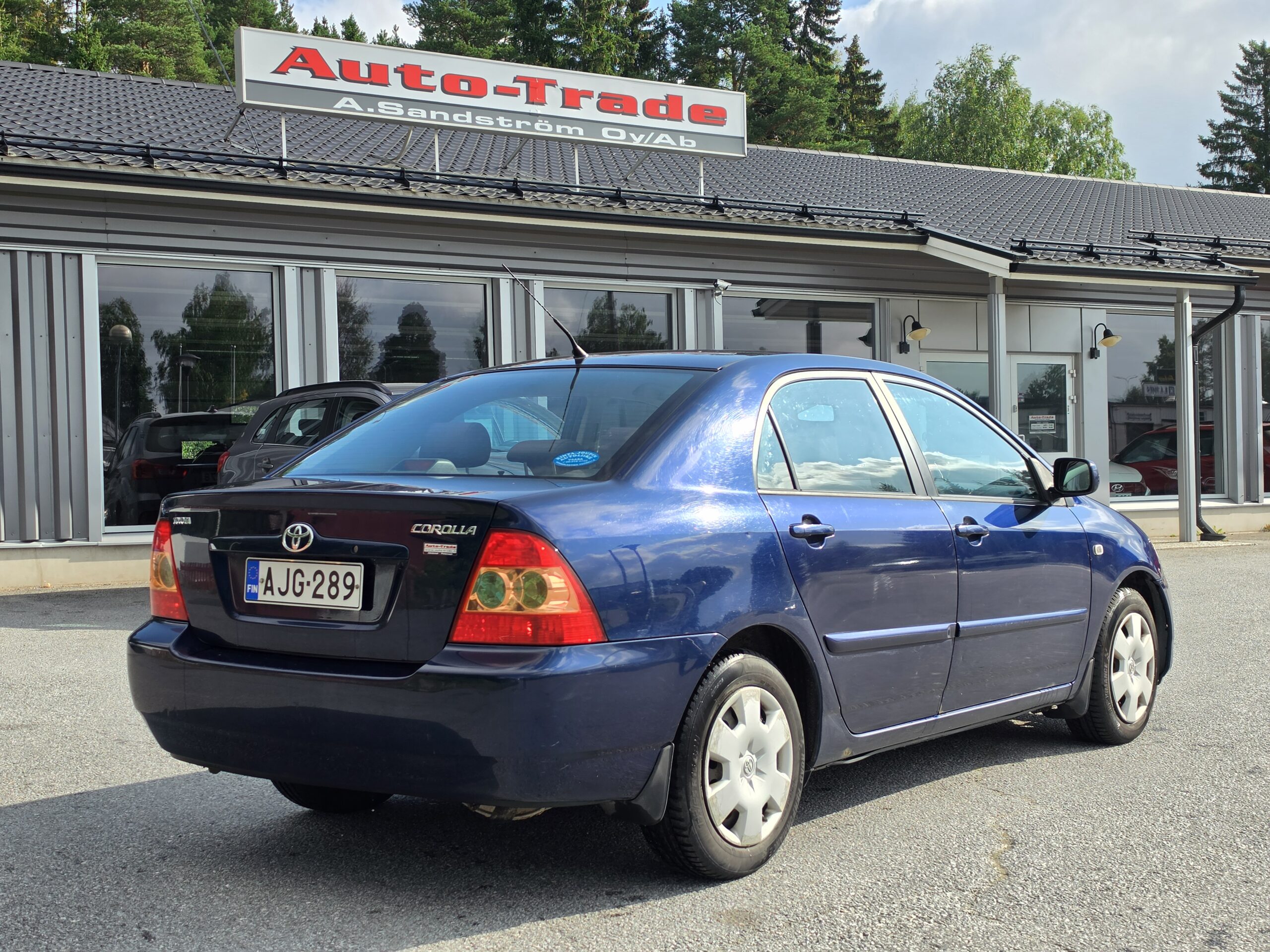 Toyota Corolla - Image 3
