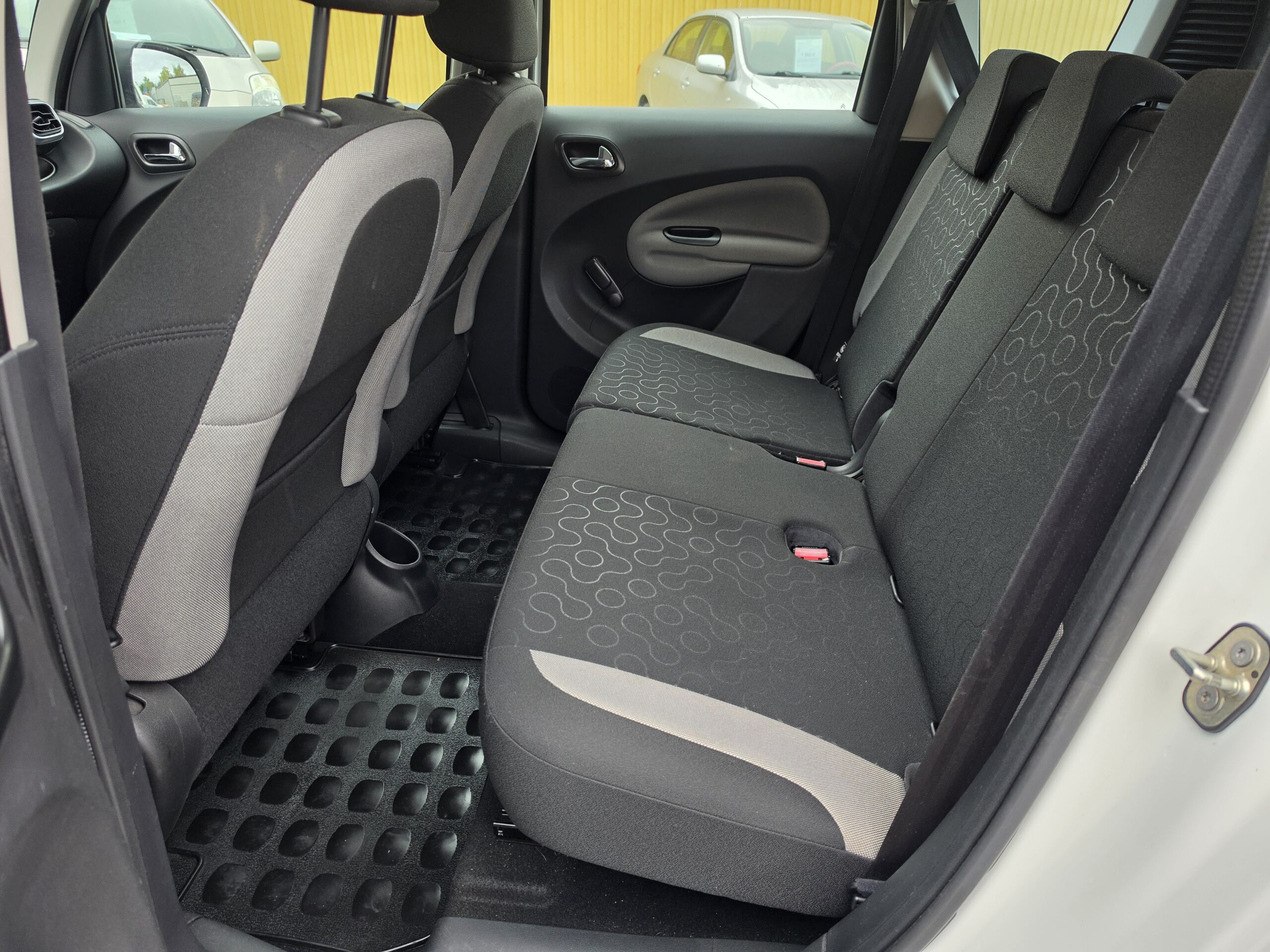 Citroen C3 Picasso - Image 6