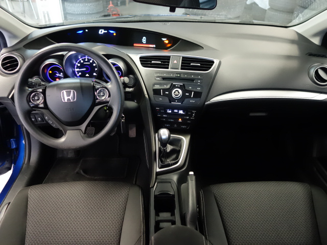 Honda Civic - Image 5
