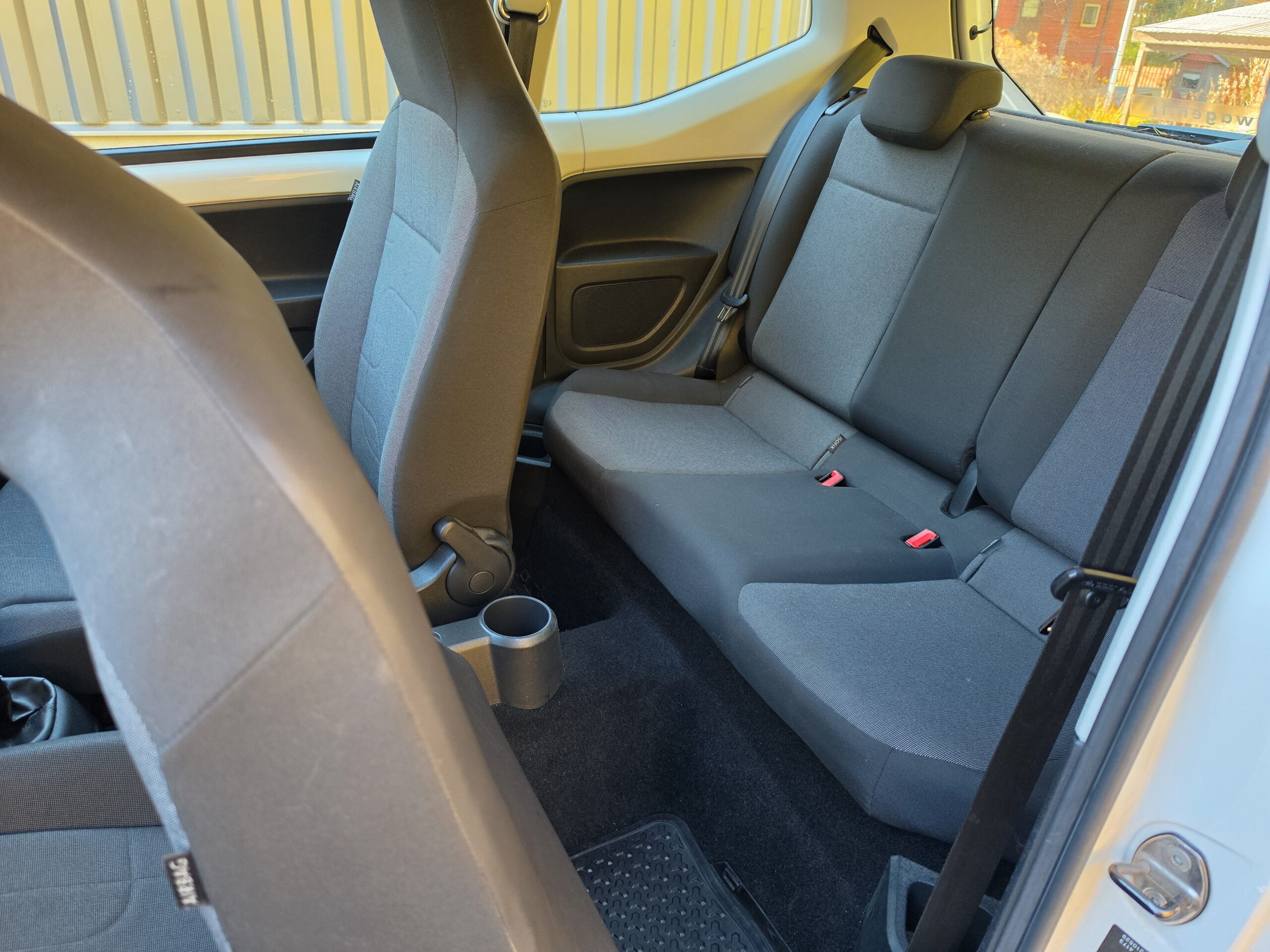 Volkswagen Up! - Image 6