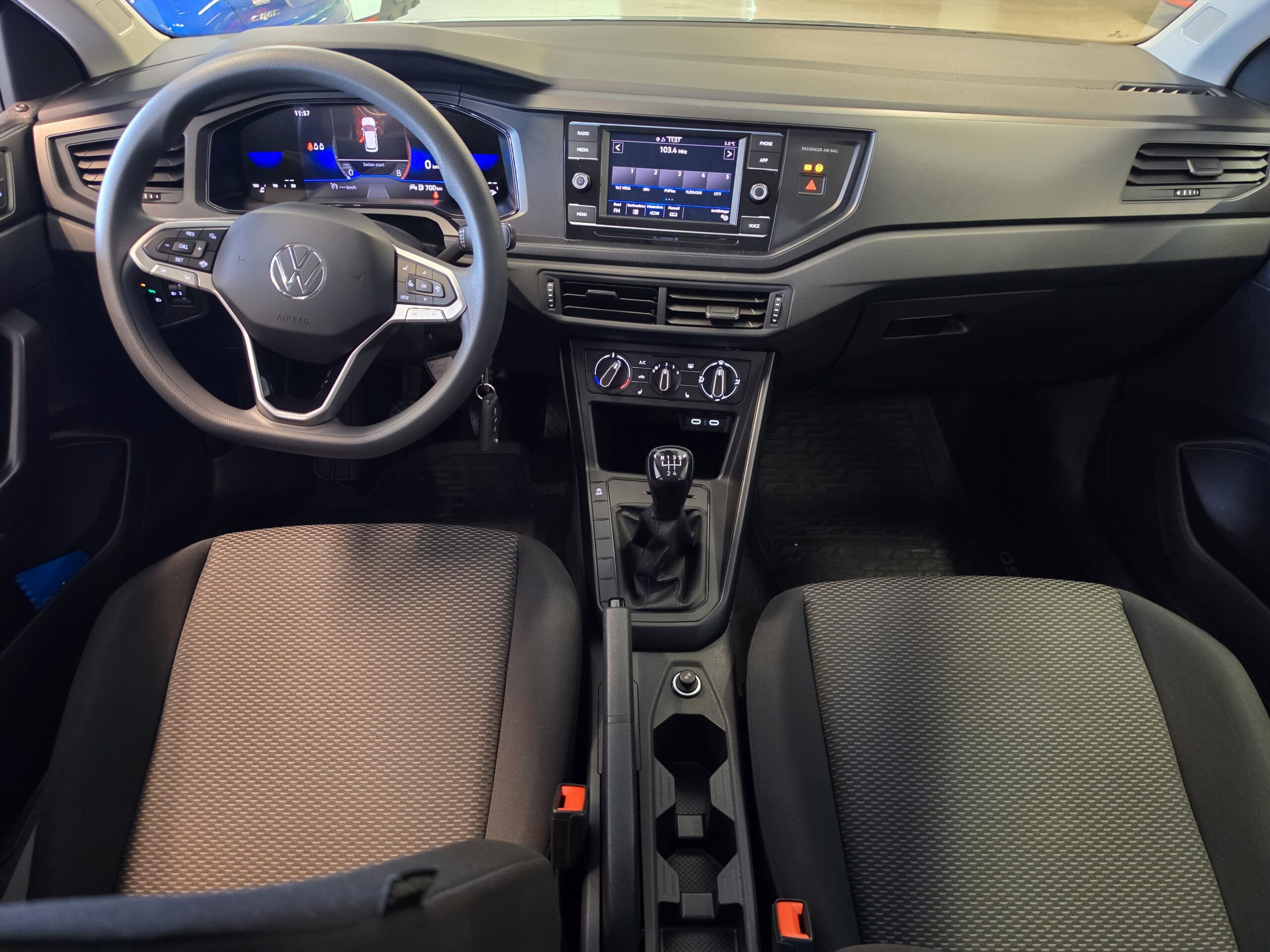 Volkswagen Taigo - Image 5