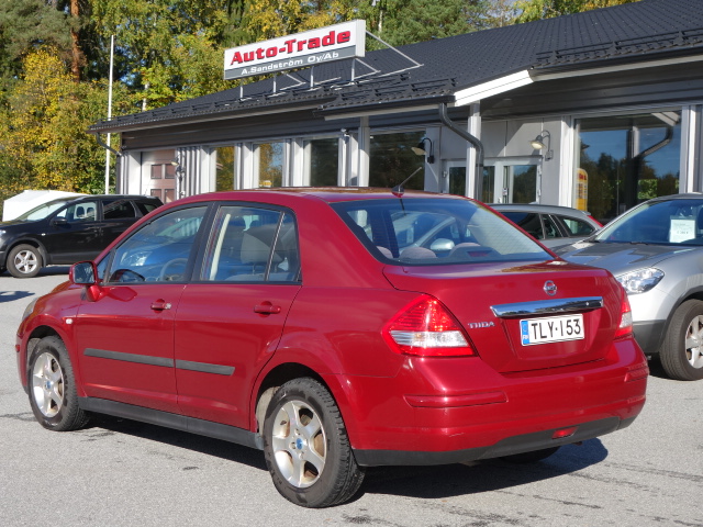 Nissan Tiida - Bild 2
